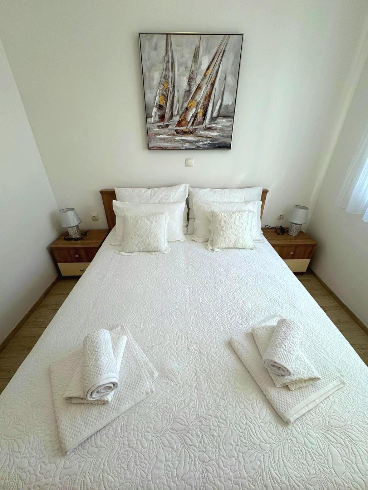 Apartment Misic Trogir Exterior photo