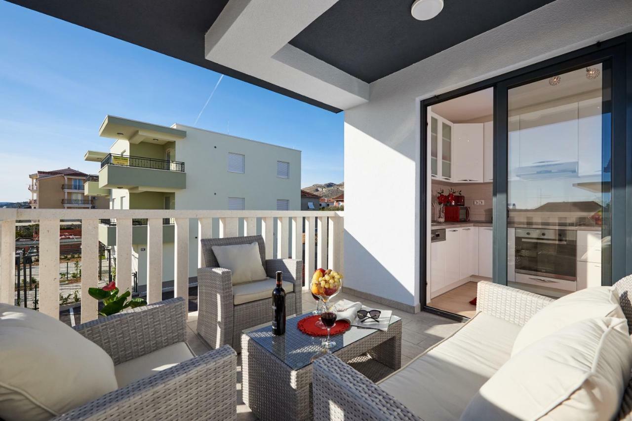 Apartment Misic Trogir Exterior photo